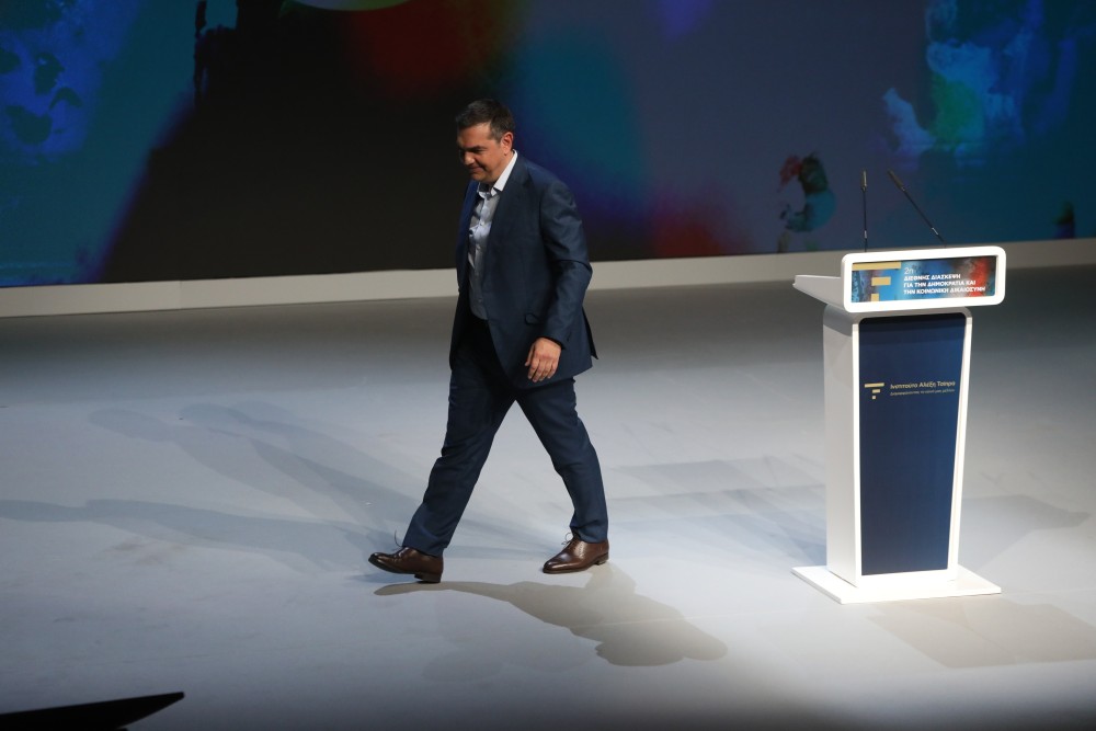 Η αγιοποίηση του Αλέξη Τσίπρα