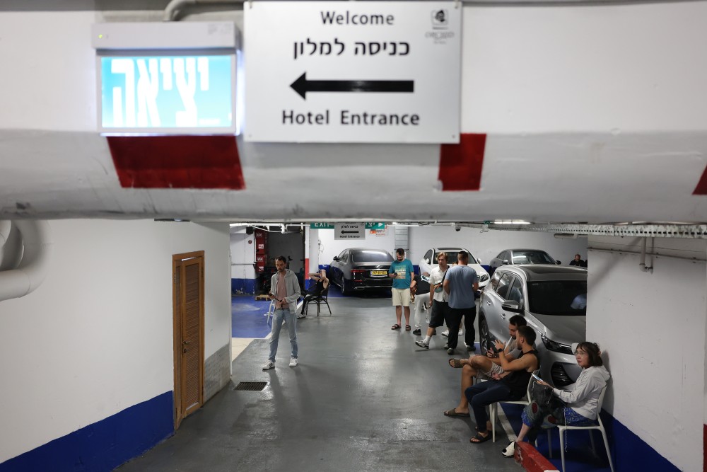 Νέα πυραυλική επίθεση του Ιράν στο Ισραήλ - Χτύπημα σε νοσοκομείο στην Μπερ Σεβά (video)
