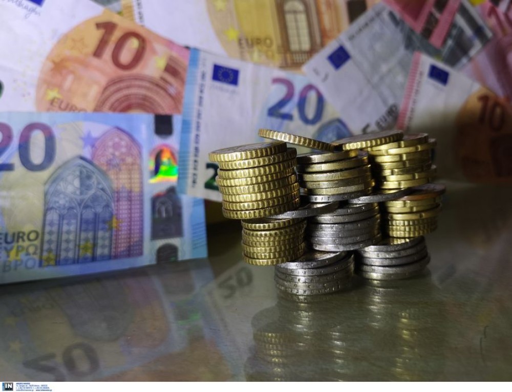 Φορολογία: τα δύο σενάρια μείωσης για εκατομμύρια φορολογούμενους - Ποιους αφορά