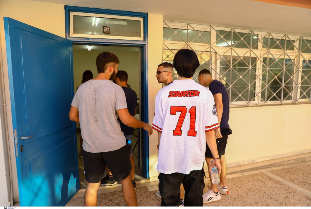 Πανελλαδικές 2025: φινάλε για τους υποψηφίους των ΓΕΛ με τα μαθήματα προσανατολισμού
