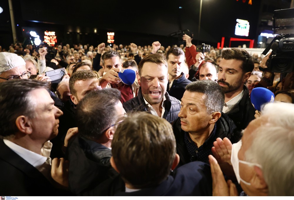 ΣΥΡΙΖΑ και Κασσελάκης: από τα ξεκατινιάσματα στις πίστες, αγκαλιά στις προανακριτικές
