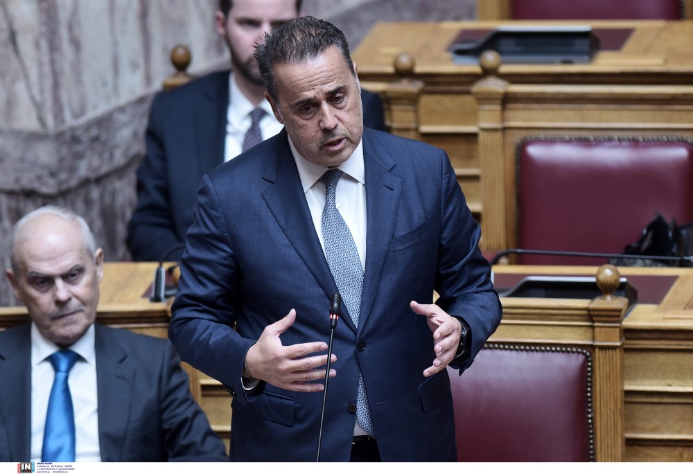 Παπασταύρου: Η κυβέρνηση προχωρά στην άσκηση των κυριαρχικών δικαιωμάτων της χώρας