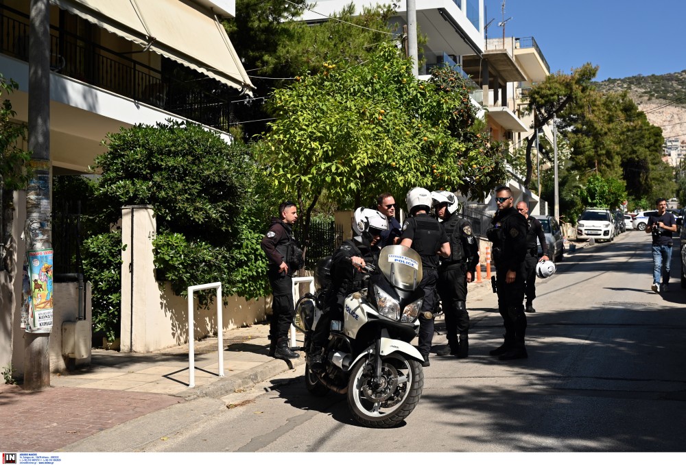 Θεσσαλονίκη: νοίκιασε Airbnb και έκρυψε πιστόλια και φυσίγγια στο διπλανό μπαλκόνι - Δύο συλλήψεις
