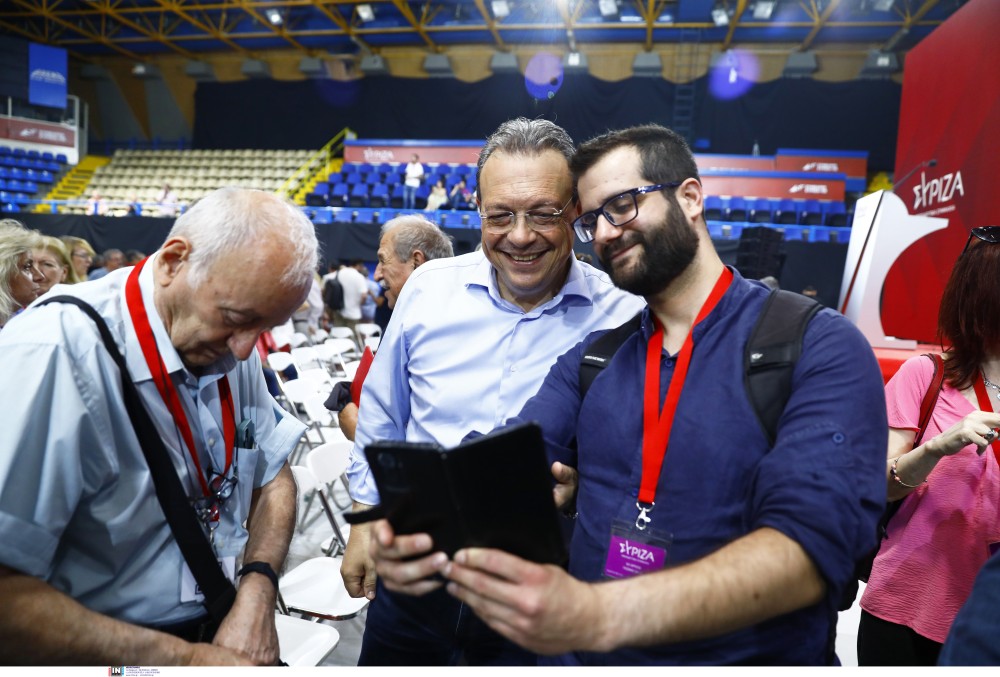 Ο ΣΥΡΙΖΑ δεν είναι κόμμα, αλλά πολλά μικρά ναυάγια