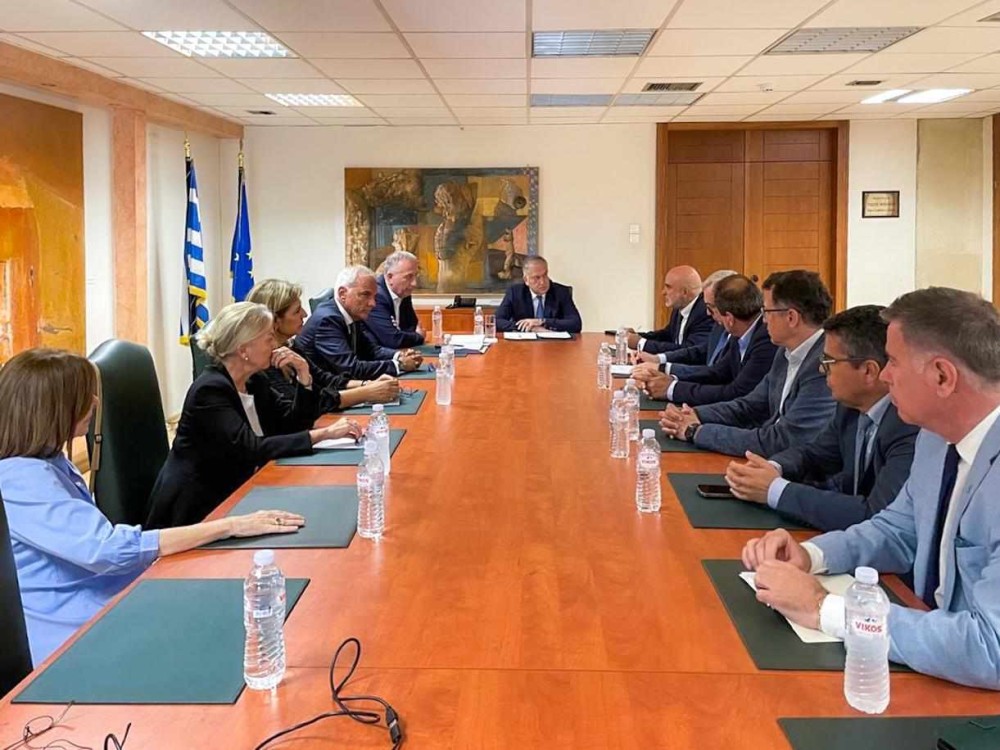 Οι προτεραιότητες του ΕΣΕΤΕΚ, που συνεδρίασε με τη νέα του σύνθεση, υπό τον Θεοδωρικάκο