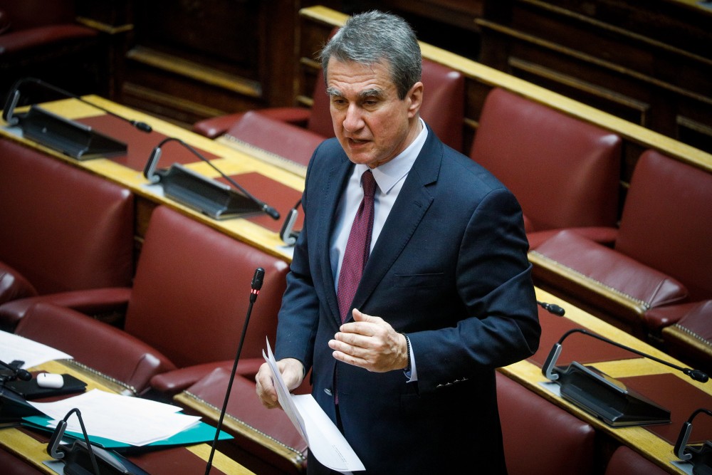 Ανδρέας Λοβέρδος: Παιδαριώδες λάθος η επίκληση της «εσχάτης προδοσίας» (video)