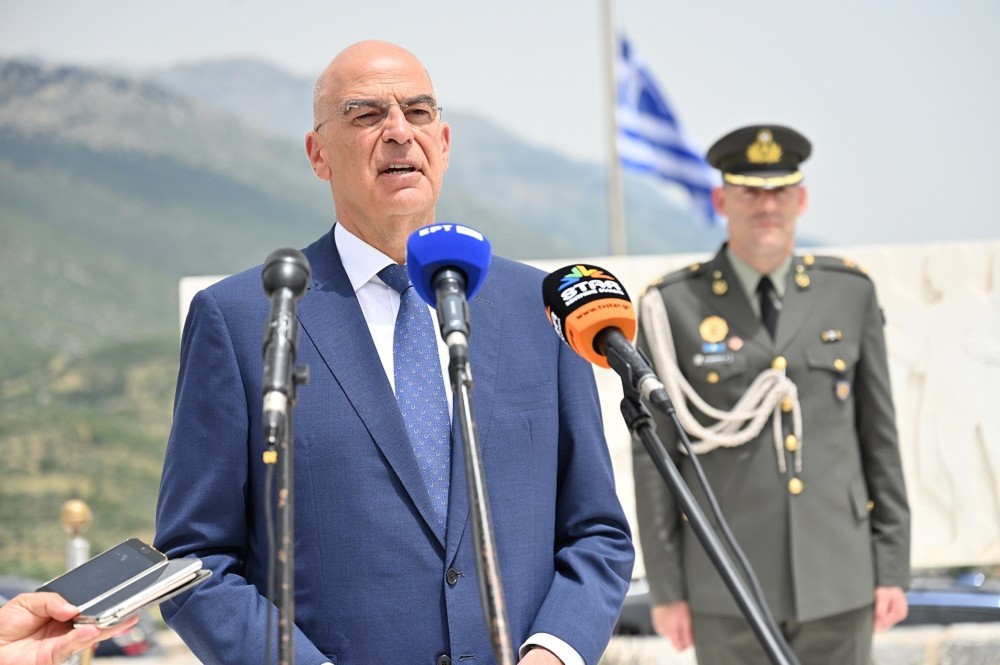 Δένδιας: Η σφαγή αμάχων στο Δίστομο δεν λησμονείται και δεν παραγράφεται