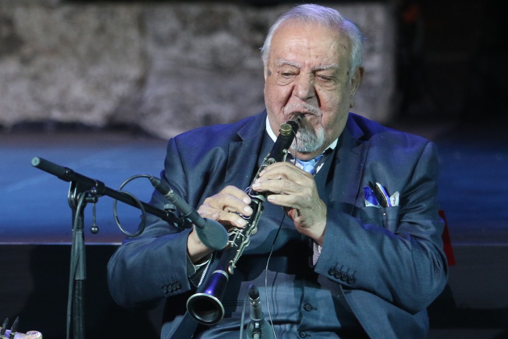 Πέθανε σε ηλικία 90 ετών ο μεγάλος δεξιοτέχνης του κλαρίνου Πετρολούκας Χαλκιάς