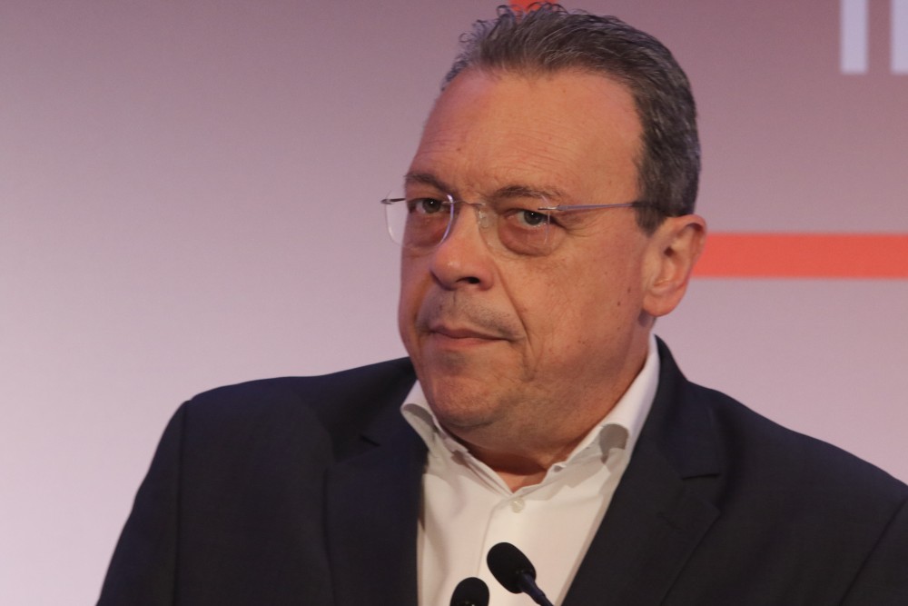Φάμελλος και η πολιτική μονοθεματικότητα: Τέμπη ως σενάριο επιβίωσης