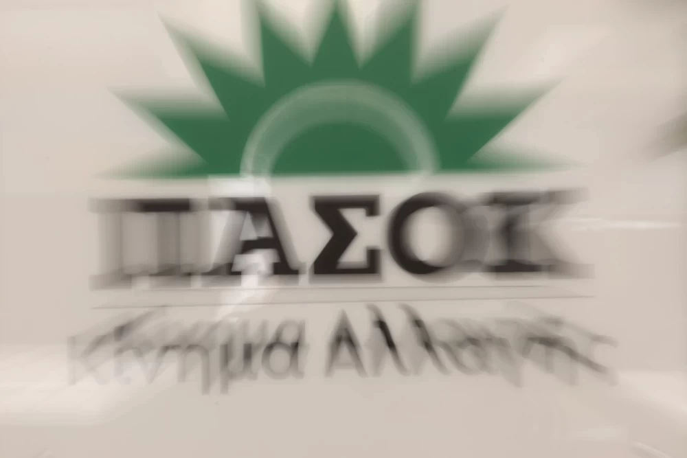 Μη κρατικά ΑΕΙ: Για λάθος χειρισμούς και πολιτική ήττα κατηγορούν τον Ανδρουλάκη στο ΠΑΣΟΚ
