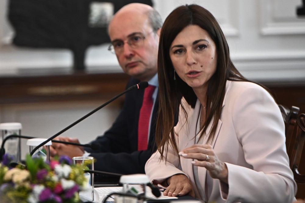 Ζαχαράκη: Στις 26 Ιουνίου θα γίνουν γνωστοί οι βαθμοί των Πανελλαδικών - Ένα μήνα μετά οι βάσεις