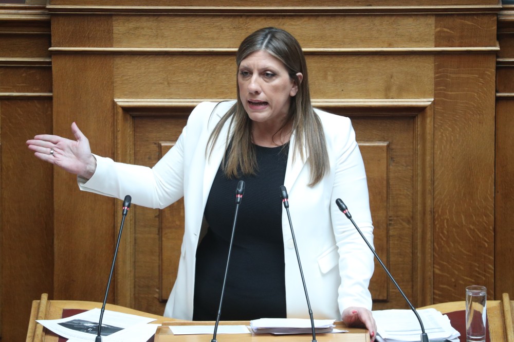Νέος ΚΟΚ: Η Κωνσταντοπούλου κλείνει το μάτι στους παραβάτες – Ανεύθυνη στάση εντός Βουλής
