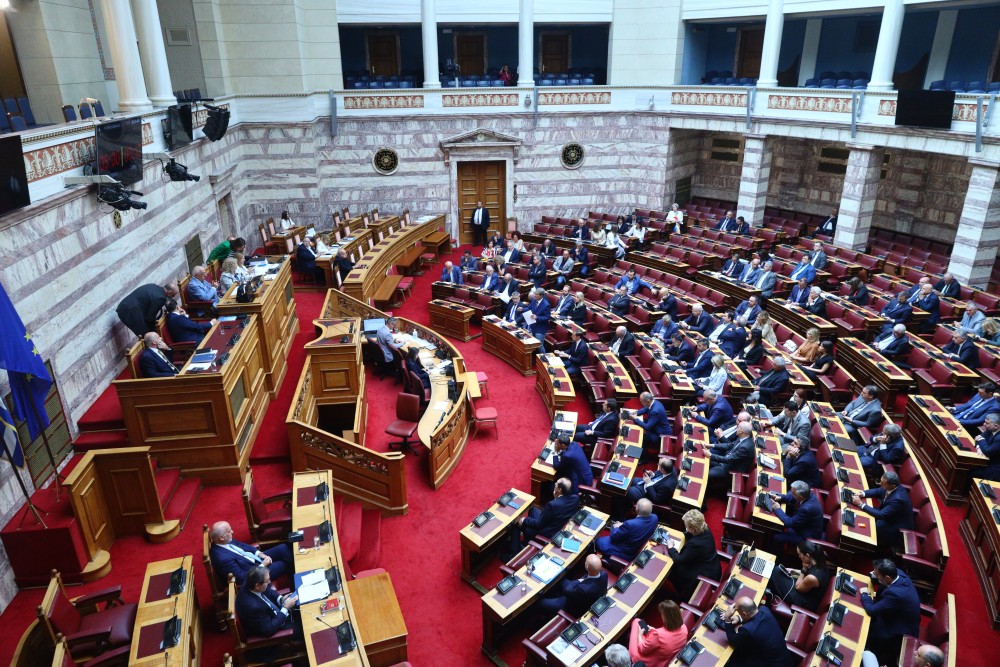 Προανακριτική για τα Τέμπη: live η συζήτηση στη Βουλή
