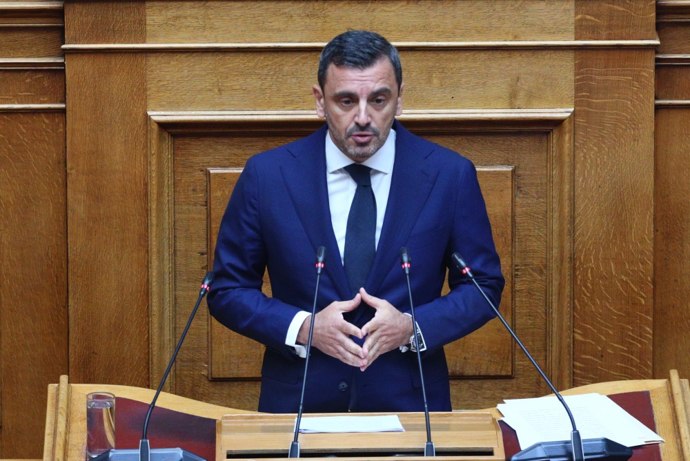 Βουλή - Νικολακόπουλος: Η Δικαιοσύνη αθωώνει ή καταδικάζει - Ανεπίτρεπτη η πολιτική εκμετάλλευση των Τεμπών