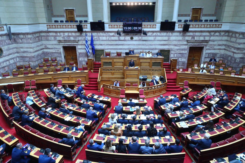 Το αίσχος της εσχάτης προδοσίας και η λάσπη στον ανεμιστήρα