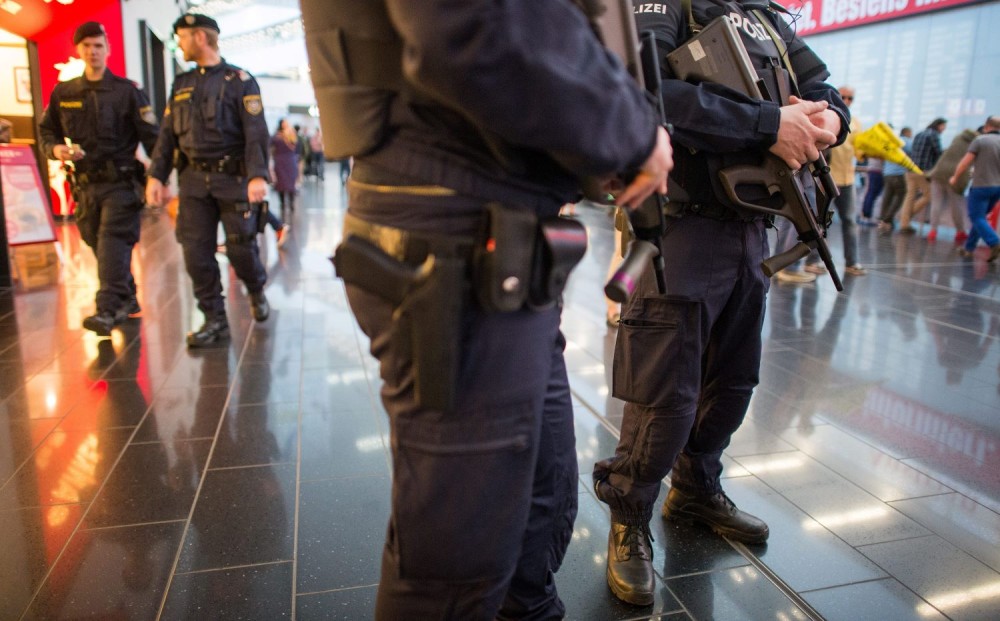 Αυστρία: τουλάχιστον οχτώ  νεκροί από επίθεση σε σχολείο στο Γκρατς - Μαθητής ο δράστης