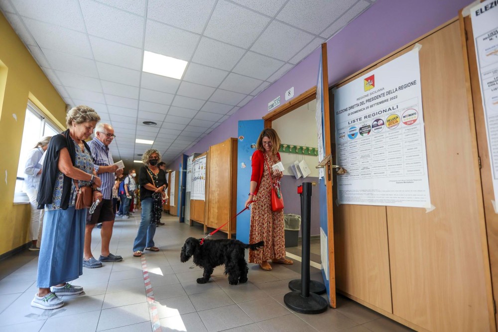 Ιταλία: μπροστά την αντιπολίτευση δείχνουν τα exit poll των δημοτικών εκλογών