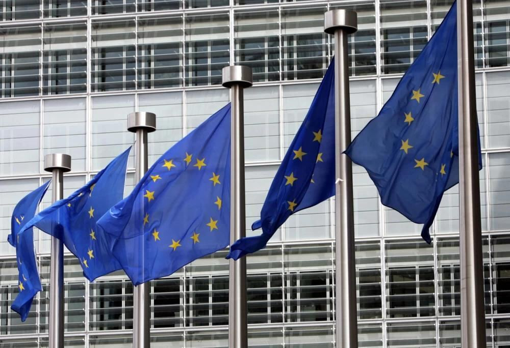 «Όχι» της ΕΕ στο ρωσικό αίτημα για συνομιλίες για τους συνοριακούς δασμούς - Περαιτέρω πίεση ζητά η Ουκρανία