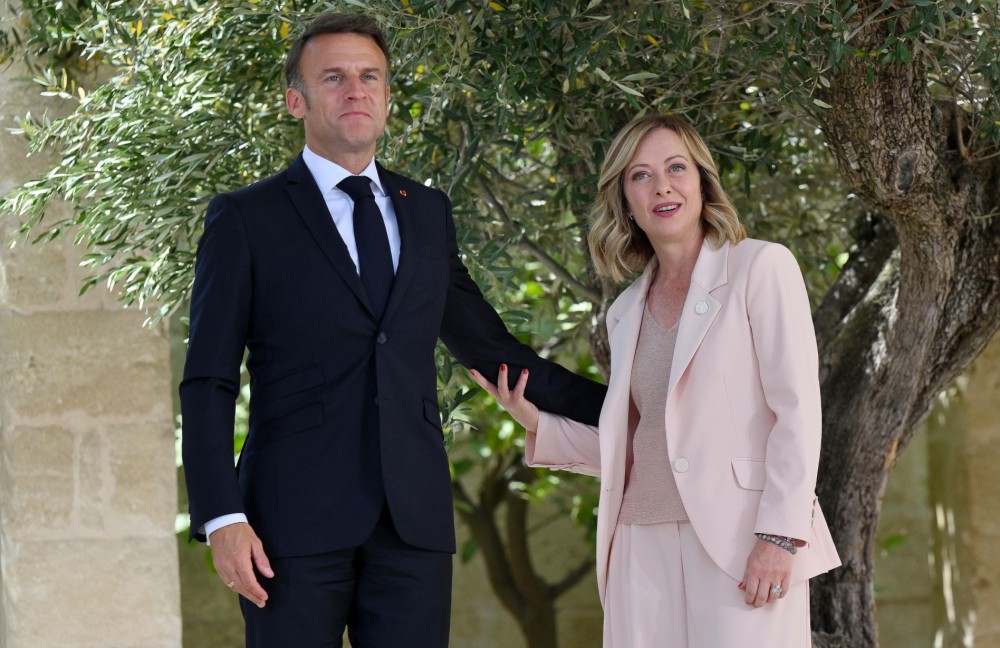 Μελόνι–Μακρόν: κρίσιμη συνάντηση στο Παρίσι με φόντο Ουκρανία, μεταναστευτικό και εμπορικούς φραγμούς