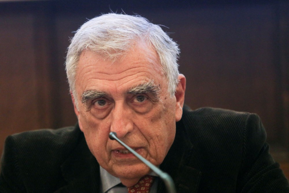 Παραιτήθηκε ο πρόεδρος της Αρχής Προστασίας Δεδομένων Κωνσταντίνος Μενουδάκος