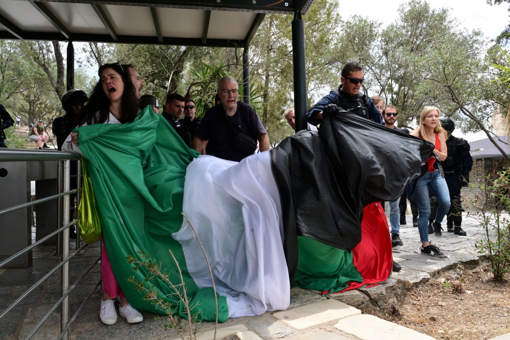 Πορεία επιλεκτικής αλληλεγγύης - Η Νέα Αριστερά «βαδίζει» για τη Γάζα (αλλά δεν έχει GPS για το Κίεβο)