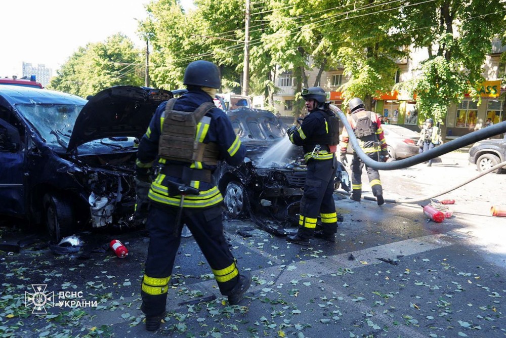 Ζελένσκι: «Εσκεμμένη ρωσική επίθεση σε αμάχους» - Τρεις νεκροί και δεκάδες τραυματίες στη Σούμι