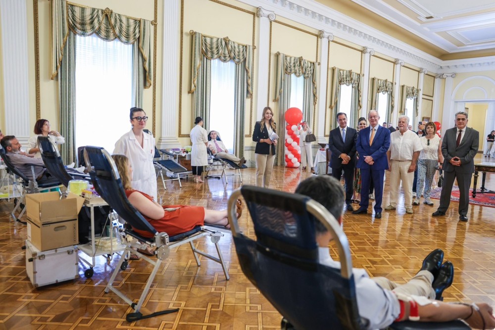 Εθελοντική αιμοδοσία στο Προεδρικό Μέγαρο  για την Παγκόσμια Ημέρα Εθελοντή Αιμοδότη
