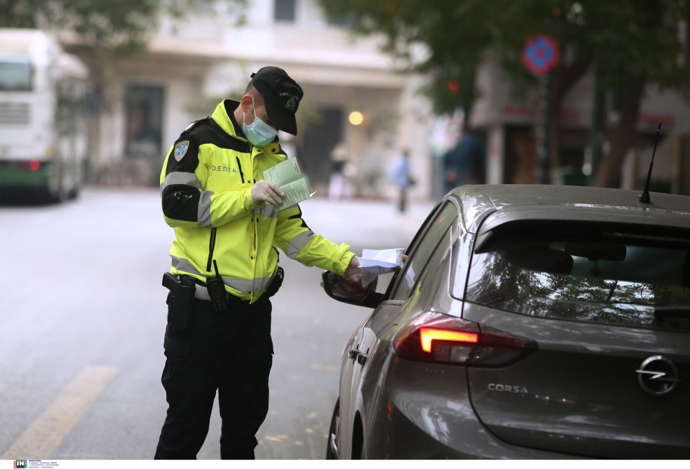 Τροχαία: Βίντεο από τους εντατικούς ελέγχους στην παραλιακή - Σχεδόν 4.000 αλκοτέστ σε ένα βράδυ