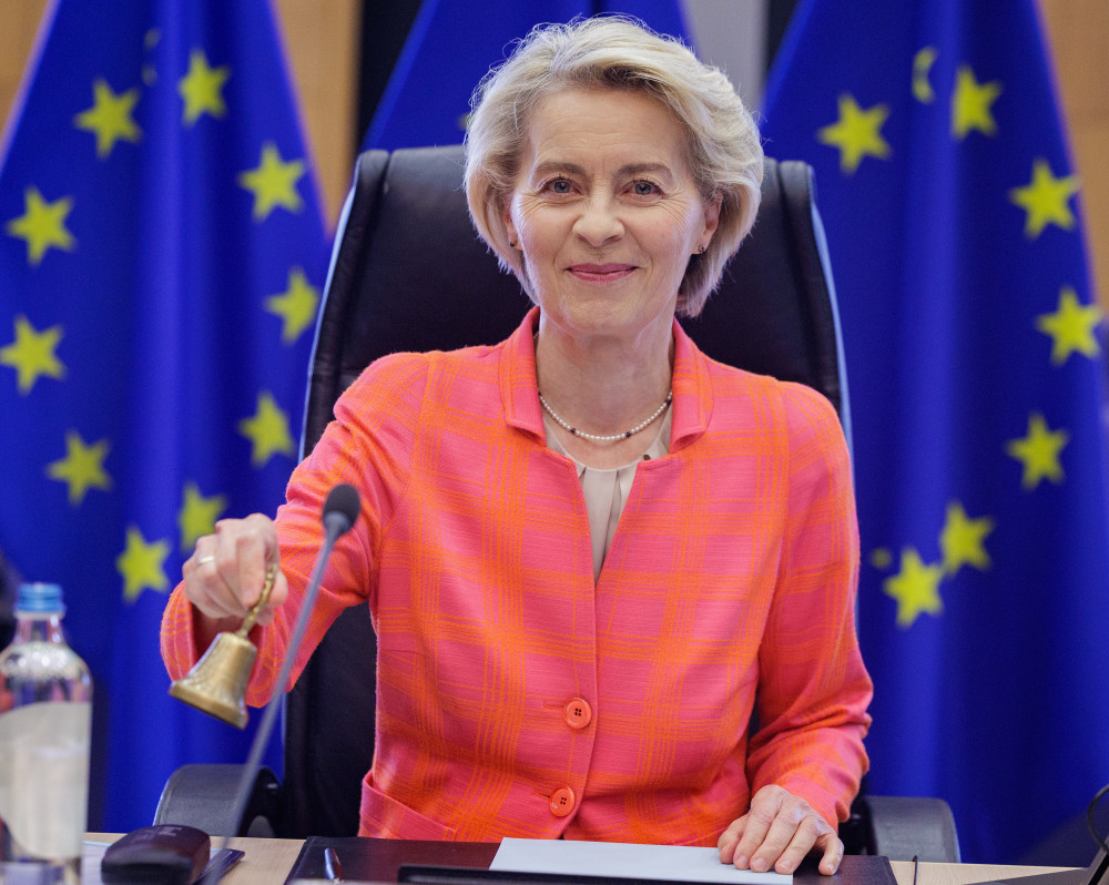 Πολιτική αναταραχή στην ΕΕ: Η Φον ντερ Λάιεν αντιμέτωπη με πρόταση μομφής