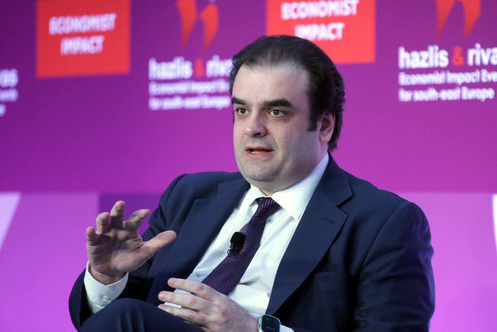 Πιερρακάκης: Στρατηγική για ισχυρή οικονομία και νέες θέσεις εργασίας
