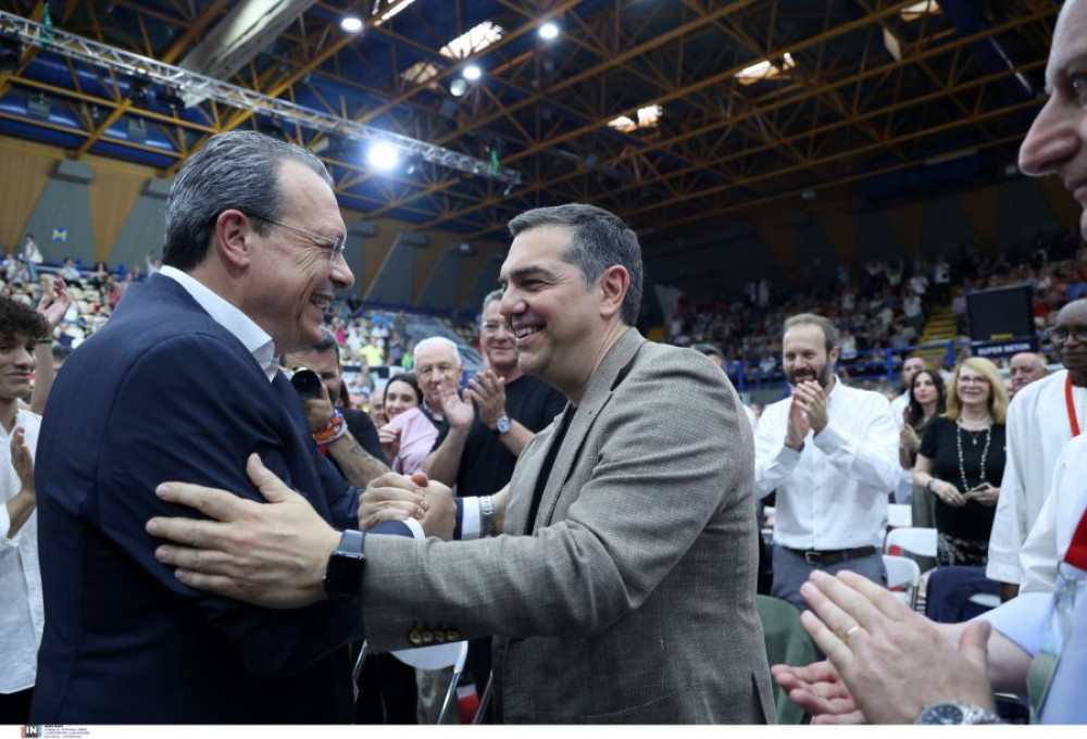 Ευτυχώς που εσείς με τον Τσίπρα πετύχατε, σύντροφε Φάμελλε