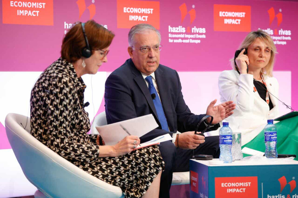 Θεοδωρικάκος: Παραγωγικός μετασχηματισμός και καινοτομία αντίδοτο στη διεθνή αβεβαιότητα