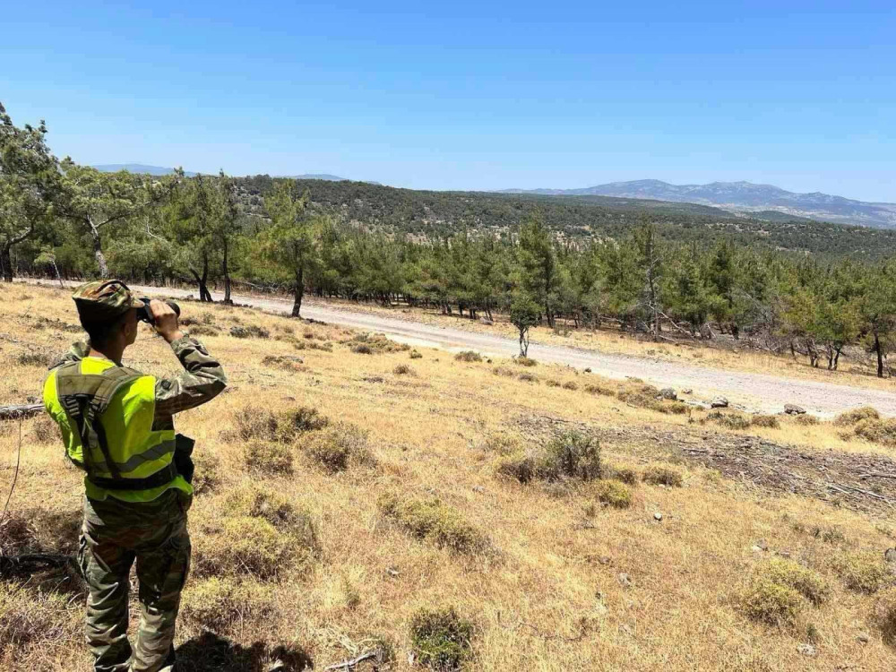 Σε επιφυλακή και οι Ένοπλες Δυνάμεις για τον ακραίο κίνδυνο πυρκαγιάς της Τετάρτης - Το σχέδιο (photos)