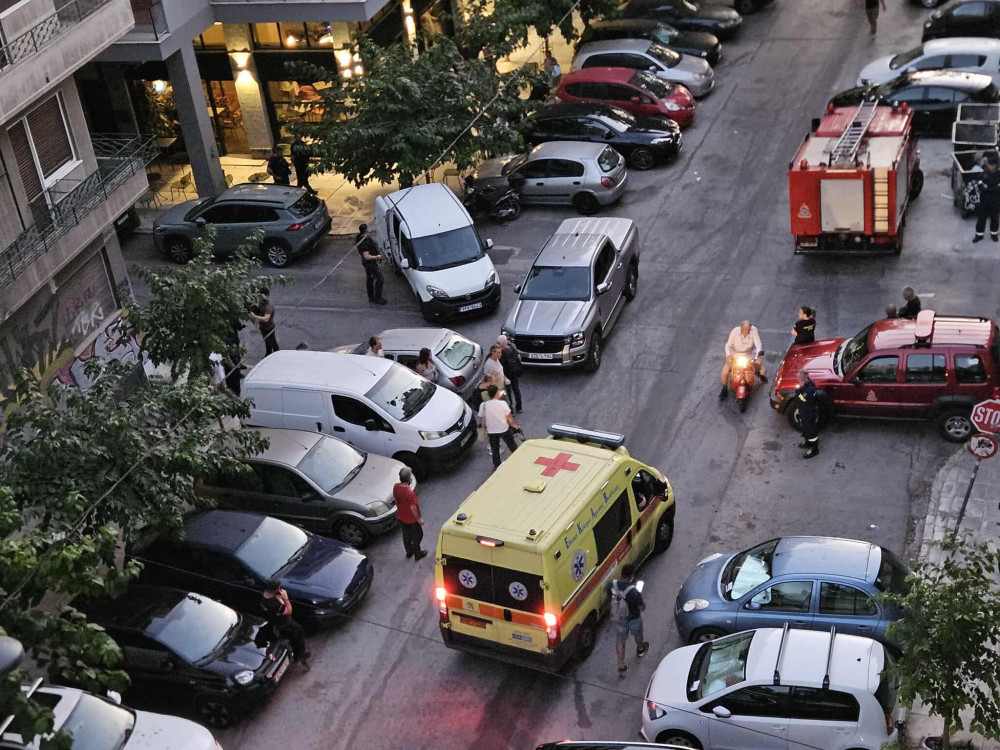 Λήξη συναγερμού για το ύποπτο αντικείμενο στα Εξάρχεια - Αποκαταστάθηκε η κυκλοφορία