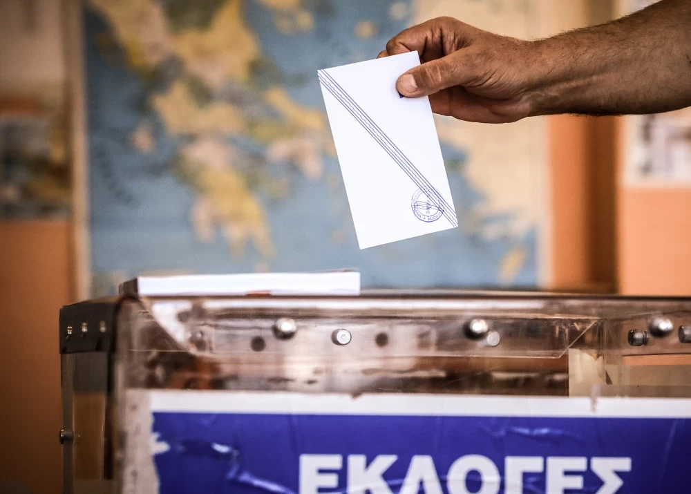 Η ακτινογραφία των νέων δημοσκοπήσεων: η άνοδος της Ν.Δ. και τα βαλτωμένα ποσοστά της αντιπολίτευσης