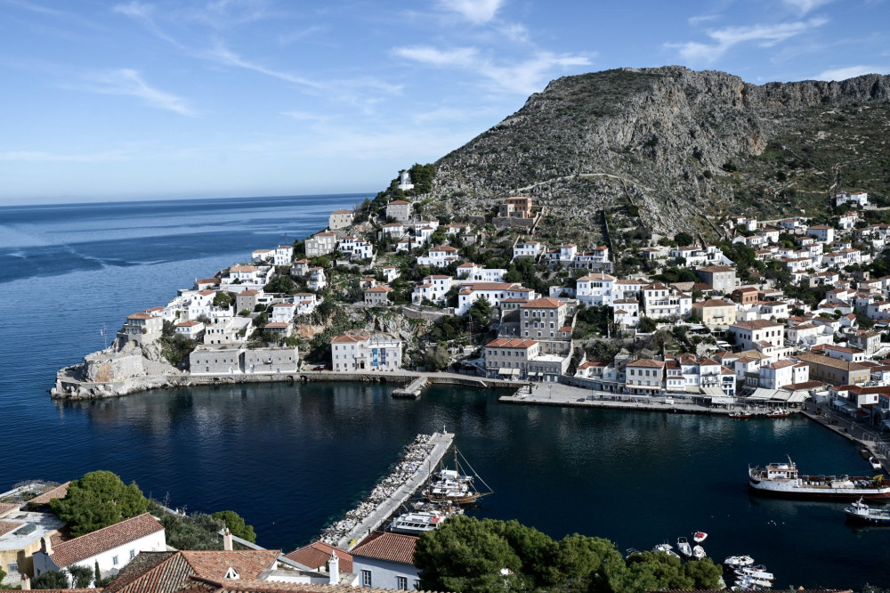 Μόνο με άδεια τα οχήματα στην Ύδρα - Ποιοι εξαιρούνται και πώς γίνεται η αίτηση