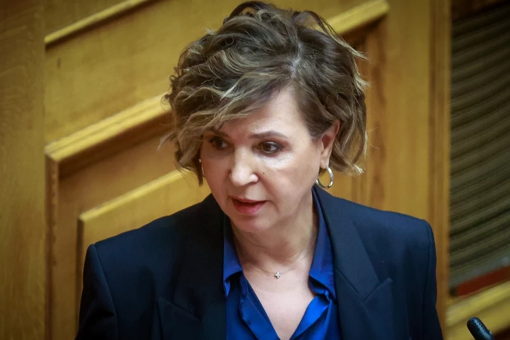 Η Γεροβασίλη θα μας τρελάνει: Ο Τσίπρας δεν κορόιδεψε τους πολίτες (video)