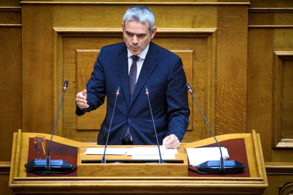 Καραγκούνης: Τι ισχύει πραγματικά για το ωράριο εργασίας