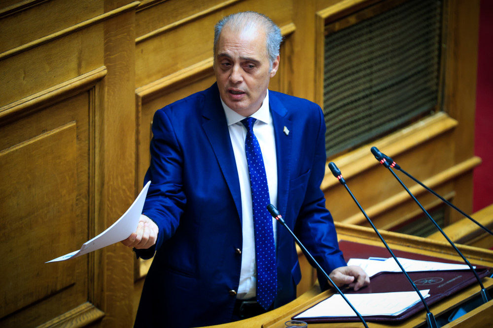 Βελόπουλος: Απρέπεια κατά Μητσοτάκη με φόντο το Άγιο Όρος