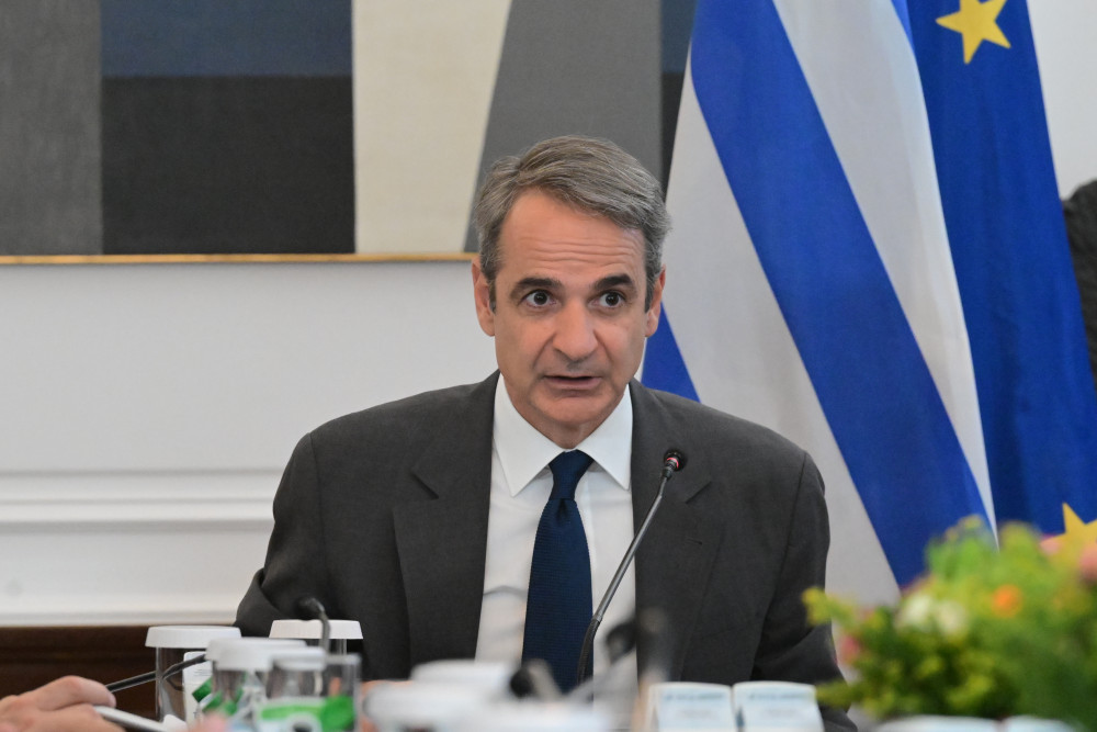 Κυριάκος Μητσοτάκης στο Υπουργικό για ΟΠΕΚΕΠΕ: Συστήνουμε ειδική ομάδα ελέγχου με οικονομική αστυνομία και ΑΑΔΕ (video)