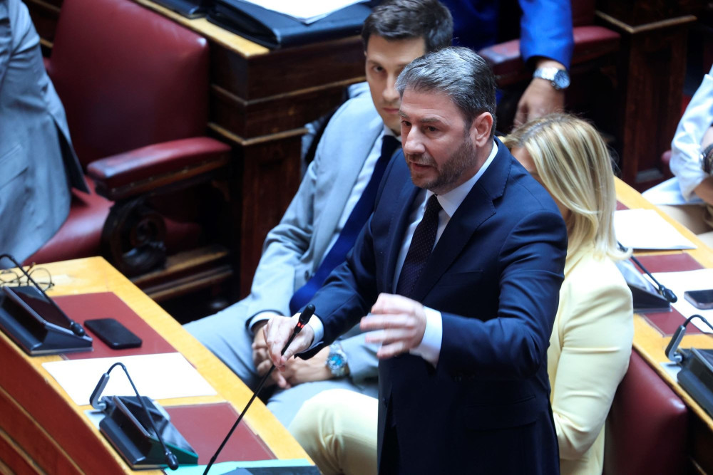 Τρικυμία εν κρανίω στο ΠΑΣΟΚ: υπέρ της αντισυνταγματικότητας για την τροπολογία που λέει… παρών