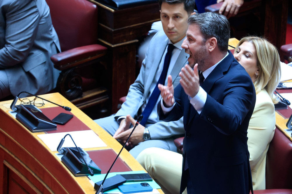 Το ΠΑΣΟΚ διάλεξε στρατόπεδο