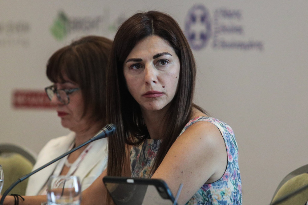 Ζαχαράκη: Απόλυτη στήριξη της κυβέρνησης στο δημόσιο πανεπιστήμιο