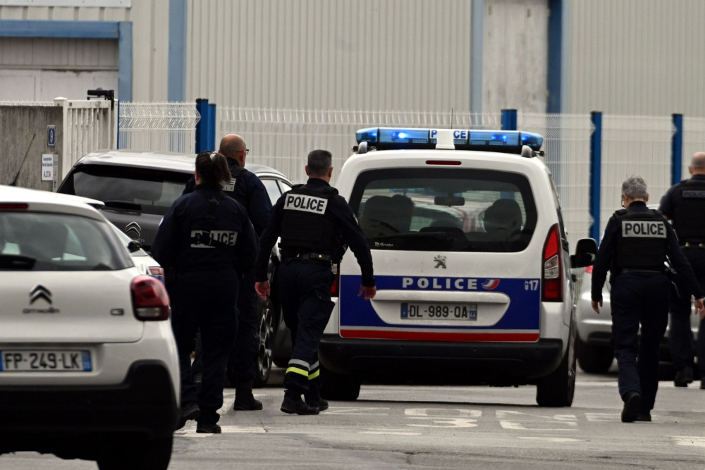 Πυροβολισμοί στη Νιμ της Γαλλίας: έξι τραυματίες, ο ένας σε κρίσιμη κατάσταση (video)