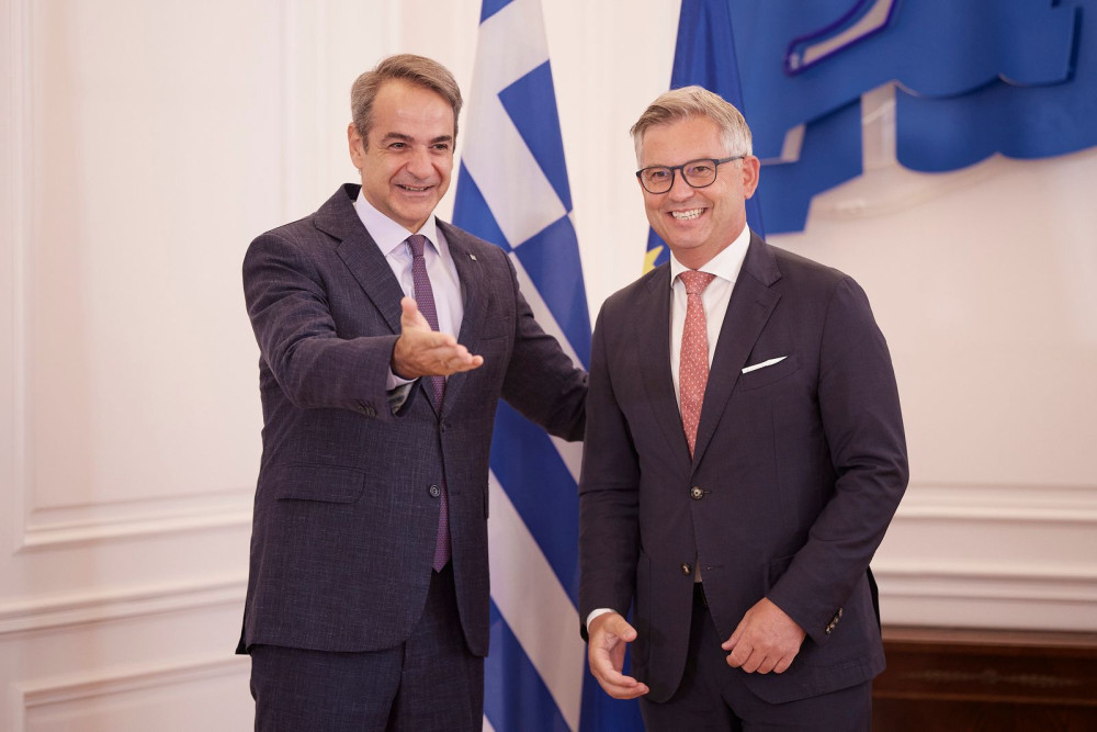 Κυριάκος Μητσοτάκης σε Ευρωπαίο επίτροπο για Λιβύη: Να μην παγιωθεί νέα μεταναστευτική οδός (video)