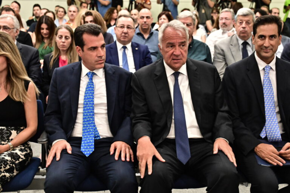 H τελετή παράδοσης και παραλαβής στο υπουργείο Μετανάστευσης