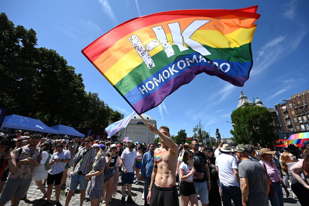 Ουγγαρία: Ρεκόρ συμμετοχής στο Pride της Βουδαπέστης, παρά την κυβερνητική απαγόρευση