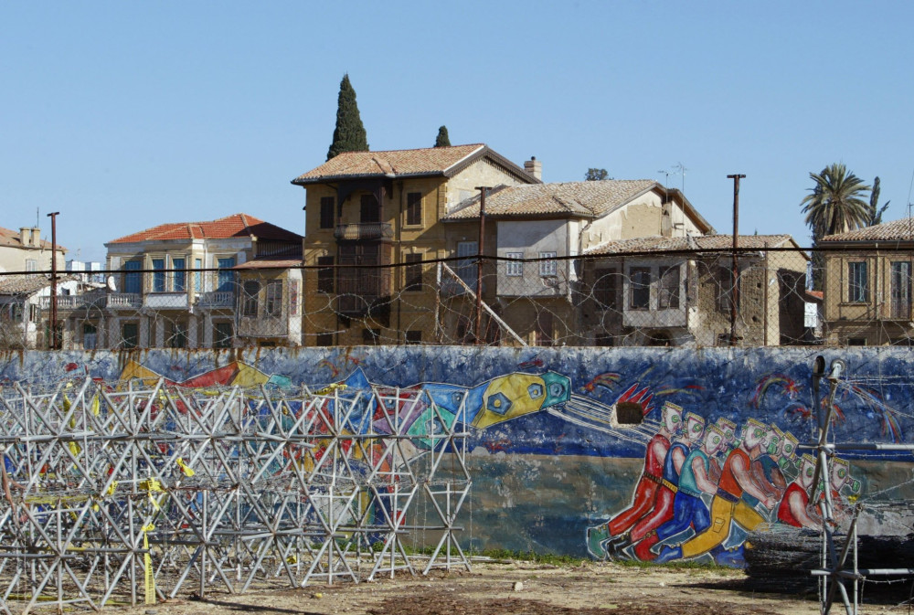 Τουρκική πρόκληση στα Κατεχόμενα: συνελήφθησαν πέντε ηλικιωμένοι Ελληνοκύπριοι για «κατασκοπεία»
