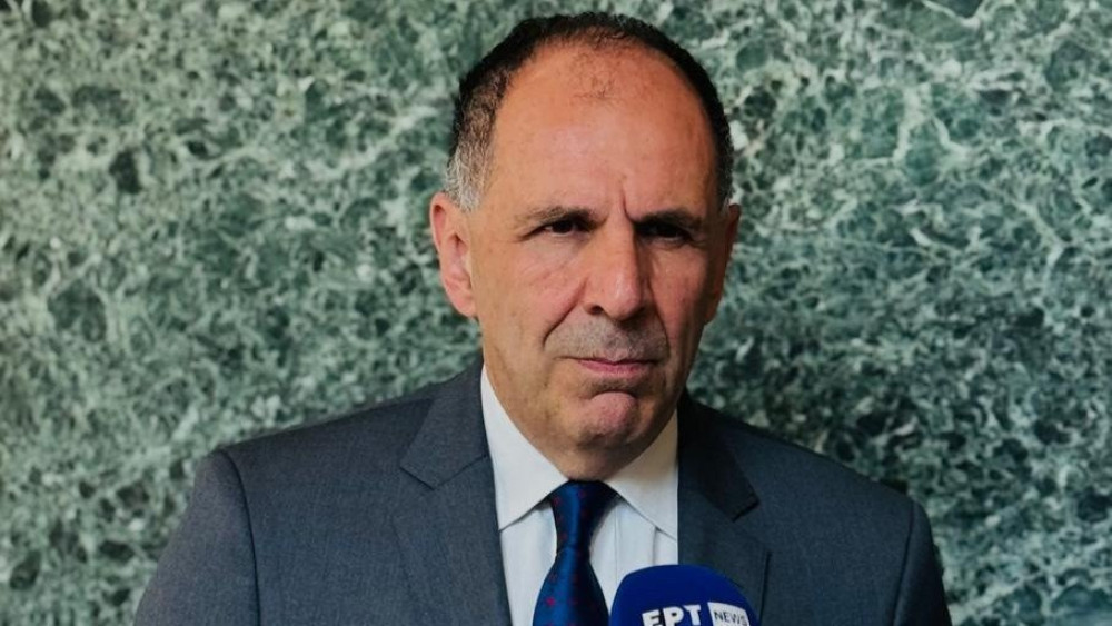 Γεραπετρίτης: Ενημέρωση ξένων ανταποκριτών για τις σχέσεις Ελλάδας-ΗΠΑ και τις εξελίξεις στη Μέση Ανατολή