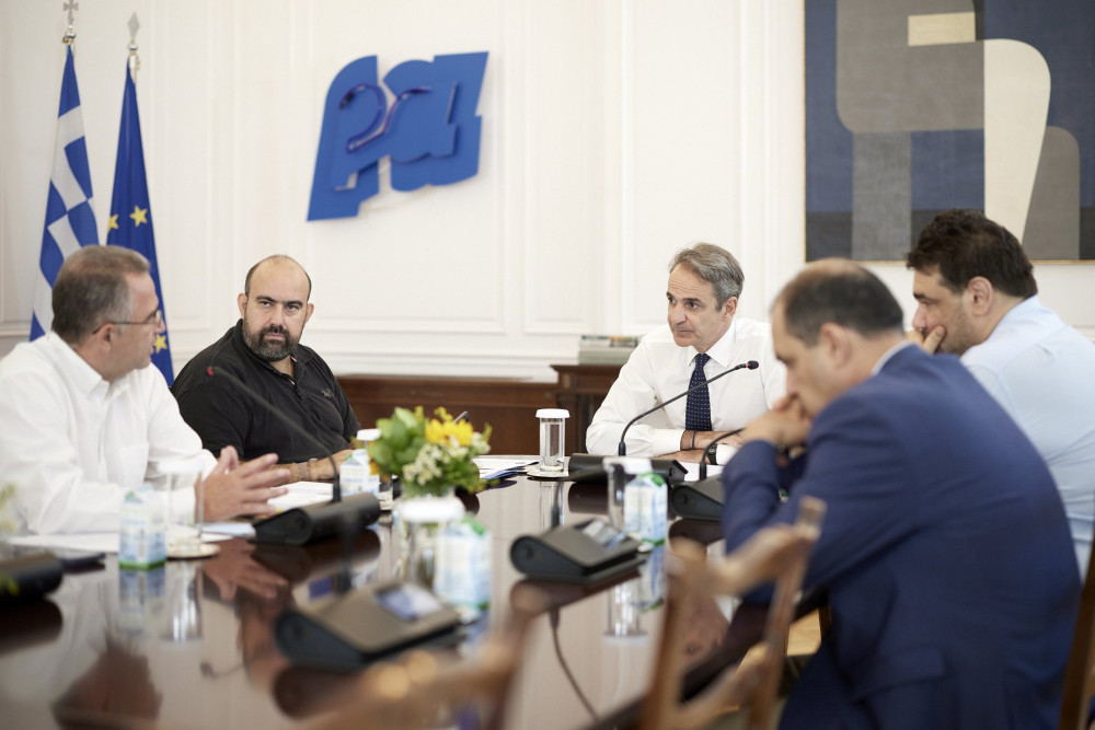 Μητσοτάκης: Σχέδιο αποκατάστασης και τουριστικής στήριξης για τα Κύθηρα μετά τη φωτιά